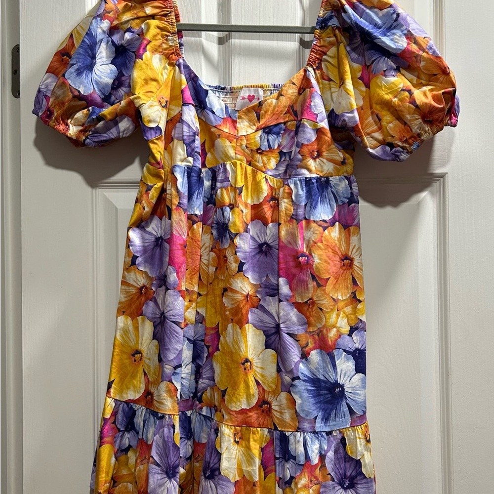 Floral womens Dress with Puff Sleeves